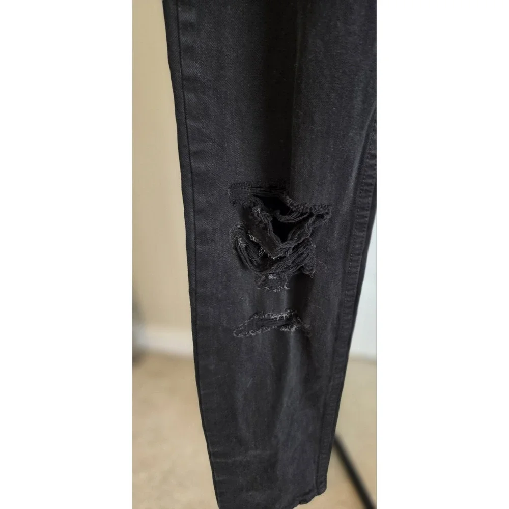 NWT Men's Levi's 512 Slim Taper Distressed Black Jeans - Size 31x32